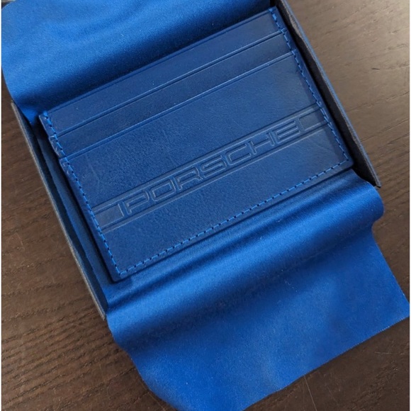 New ( NWT ) Porsche Genetian Blue Genuine Leather Card Holder Wallet - Picture 10 of 10